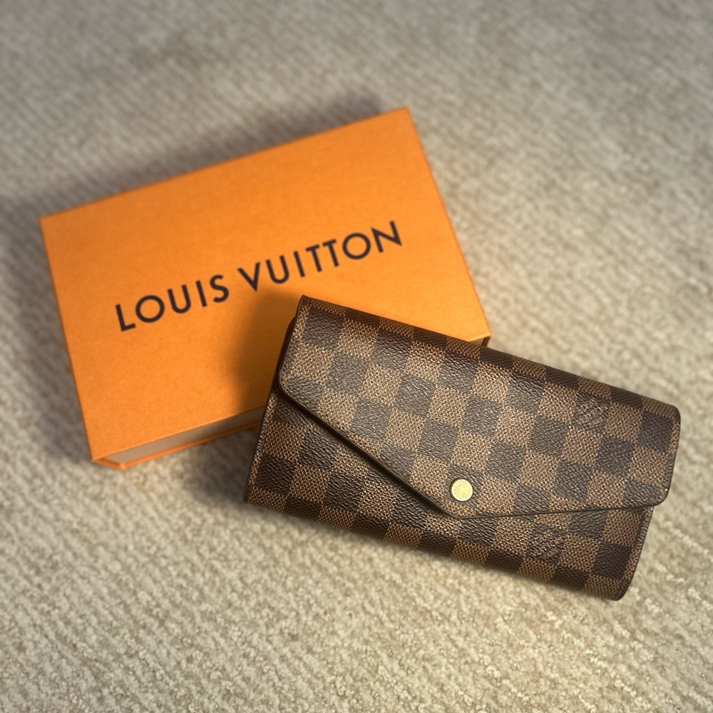 Louis Vuitton Brown Damier Sarah Wallet